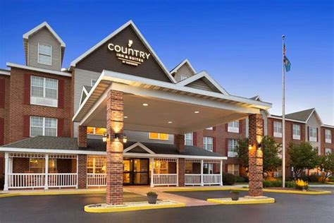 cheap hotels in kenosha area